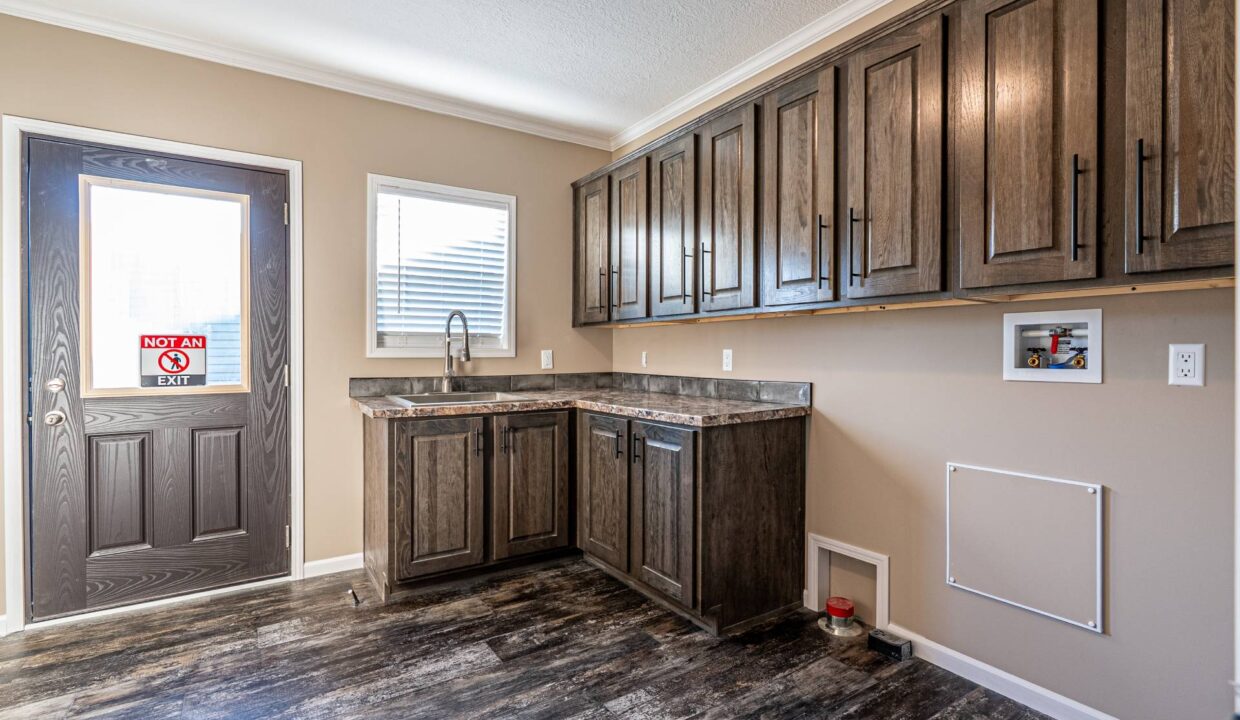 Elegant Manufactured Home Modern Design 05