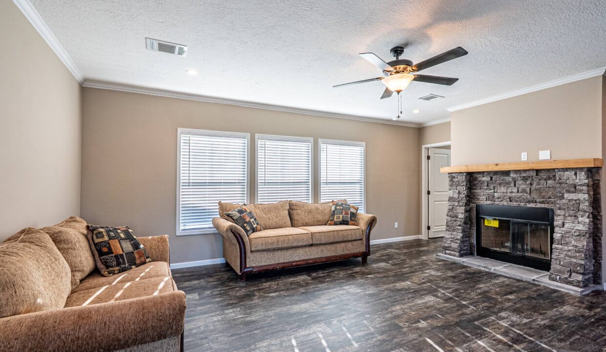 Elegant Manufactured Home Modern Design 20